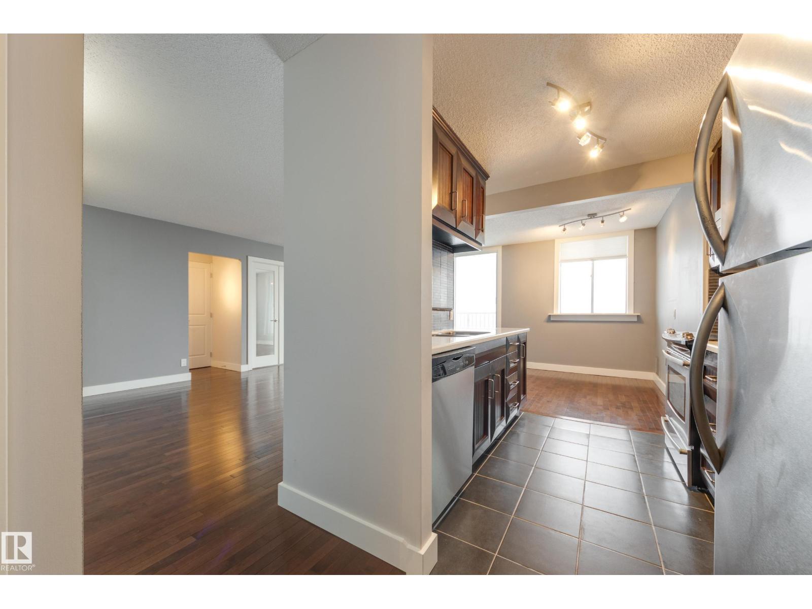 #702 11307 99 Av Nw, Edmonton, Alberta T5K 0H2 - Photo 5 - E4481133