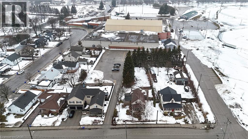 42 Sanders Street, Tillsonburg, Ontario  N4G 1H6 - Photo 3 - 40814377