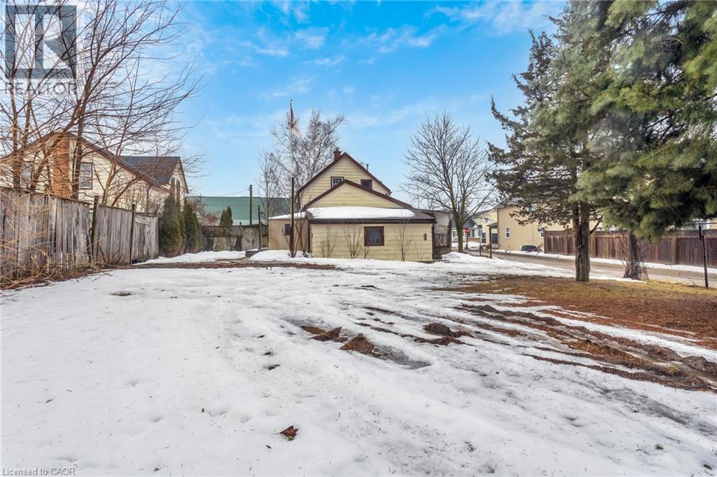 42 Sanders Street, Tillsonburg, Ontario  N4G 1H6 - Photo 11 - 40814377