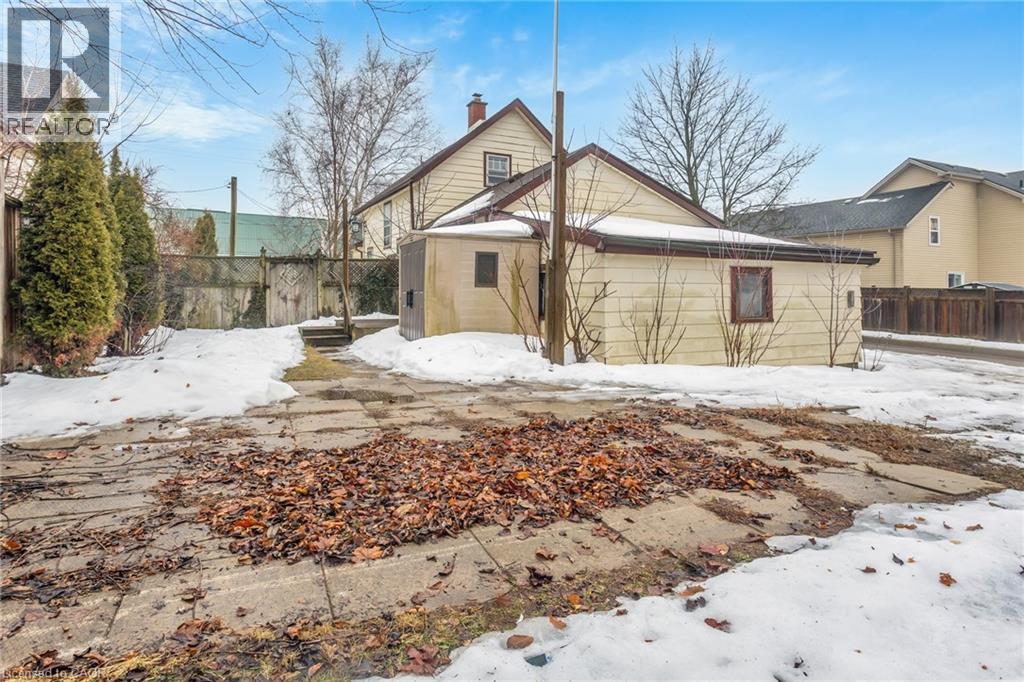 42 Sanders Street, Tillsonburg, Ontario  N4G 1H6 - Photo 9 - 40814377