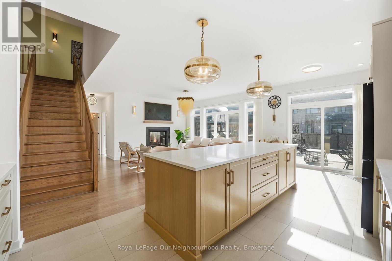 921 Beckton Heights, Ottawa, Ontario  K2S 2X5 - Photo 16 - X12978434