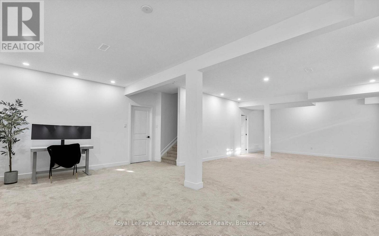 921 Beckton Heights, Ottawa, Ontario  K2S 2X5 - Photo 44 - X12978434