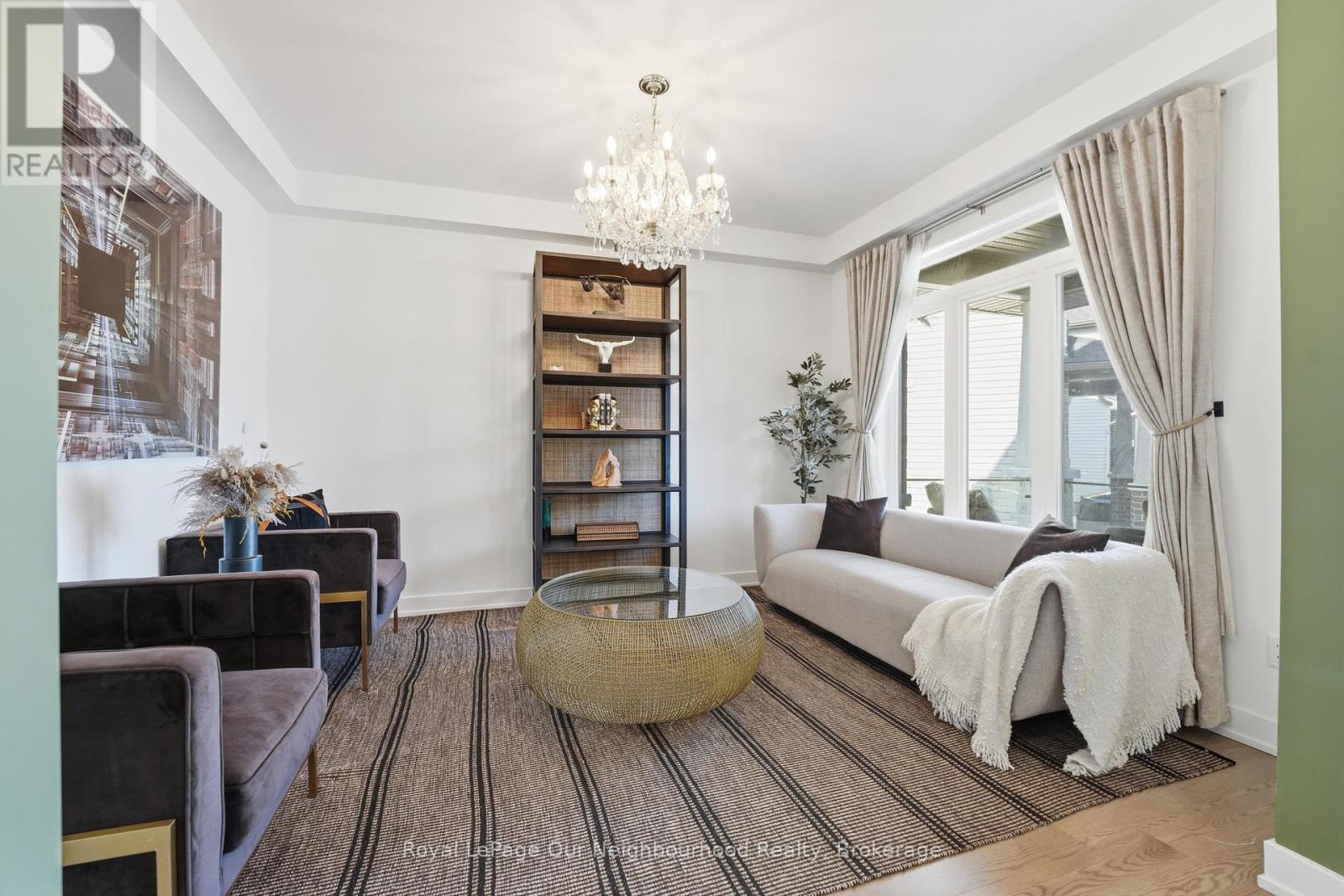 921 Beckton Heights, Ottawa, Ontario  K2S 2X5 - Photo 5 - X12978434