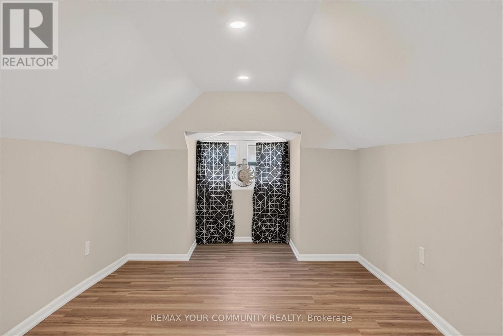 426 Wolsely Street, Peterborough, Ontario  K9H 5A5 - Photo 19 - X12978466