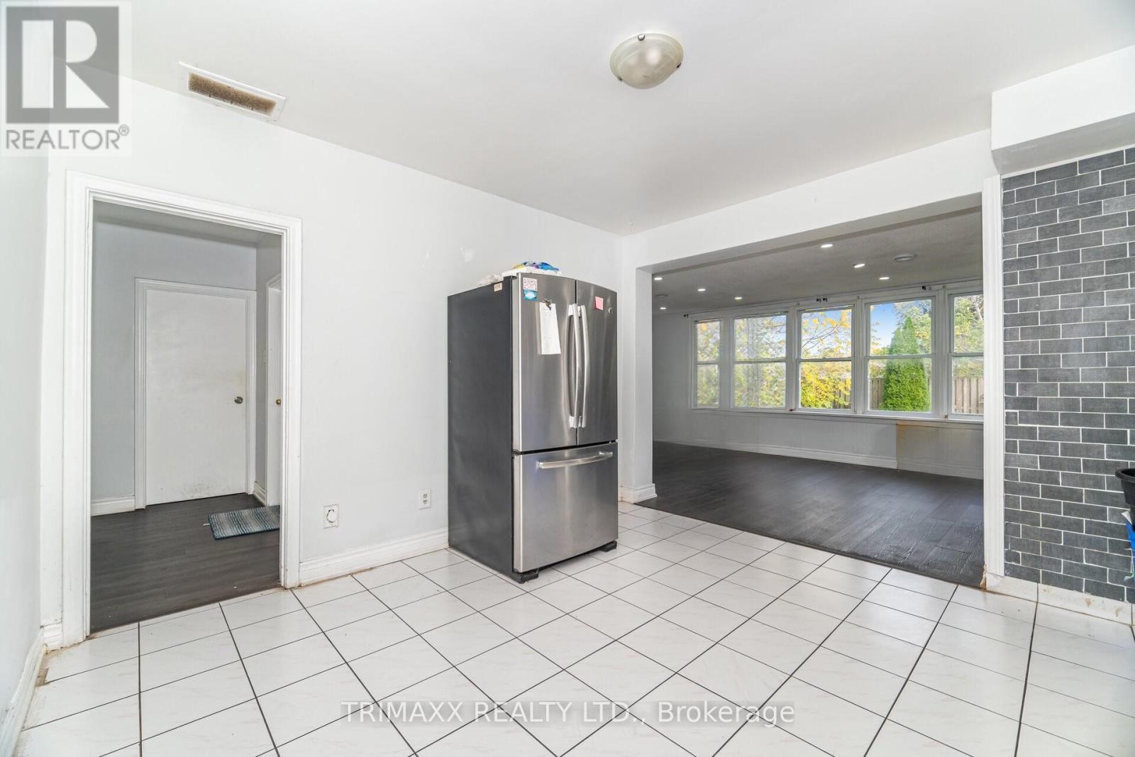 5302 Biamonte Parkway, Niagara Falls, Ontario  L2E 5E8 - Photo 9 - X12978512