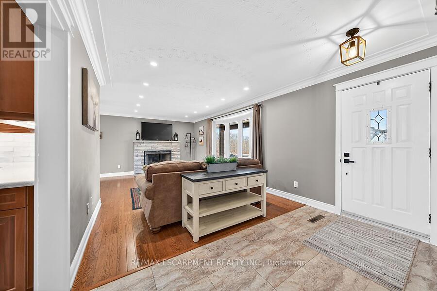 9752 9 Regional Road, West Lincoln, Ontario  N0A 1C0 - Photo 4 - X12978532