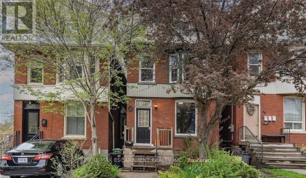 3 - 38 INCHBURY STREET, Hamilton, Ontario