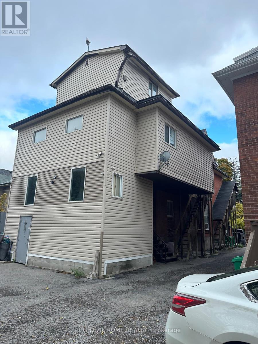 541 Aylmer Street N, Peterborough, Ontario  K9H 3W6 - Photo 2 - X12978560