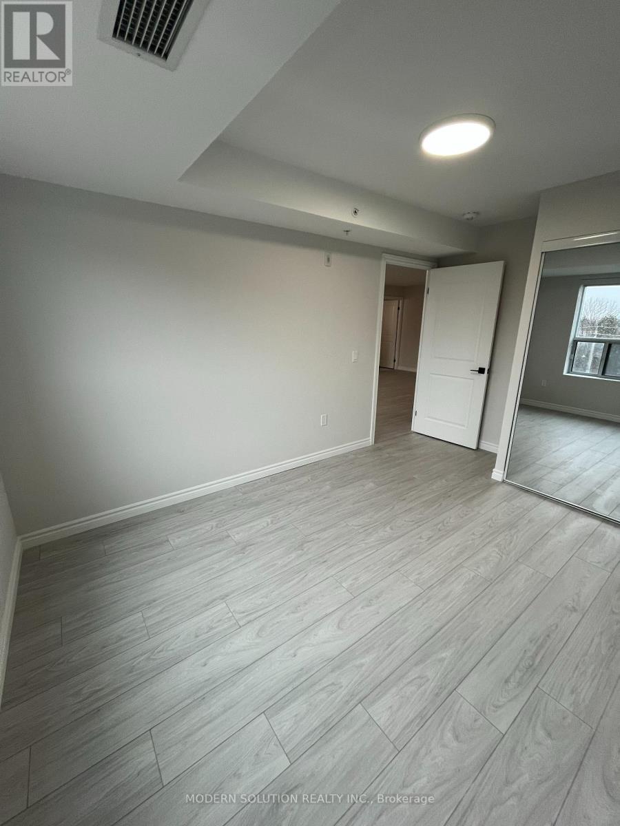 406 - 50 Otterbein Road, Kitchener, Ontario  N2B 3B7 - Photo 12 - X12978592