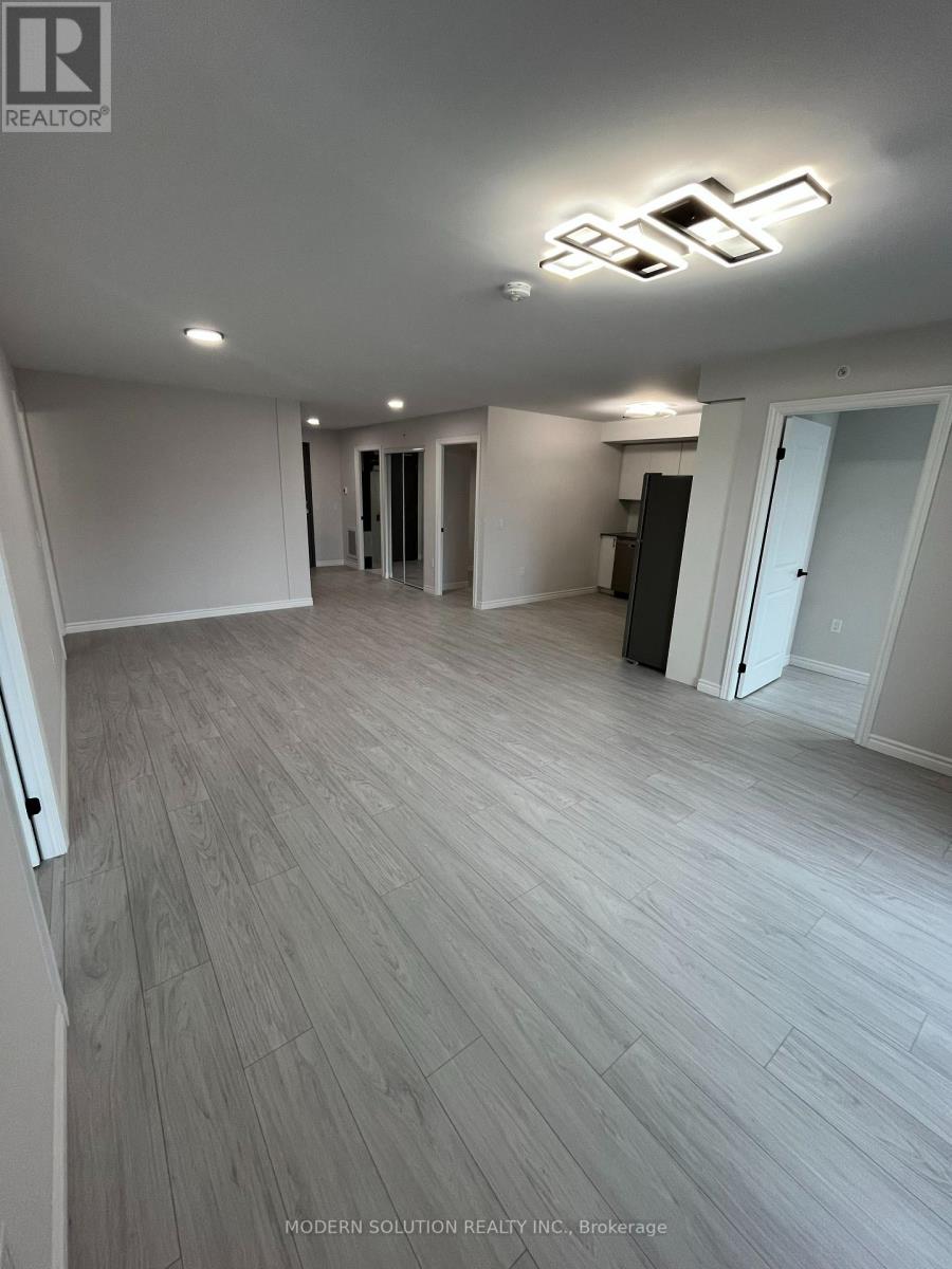 406 - 50 Otterbein Road, Kitchener, Ontario  N2B 3B7 - Photo 7 - X12978592