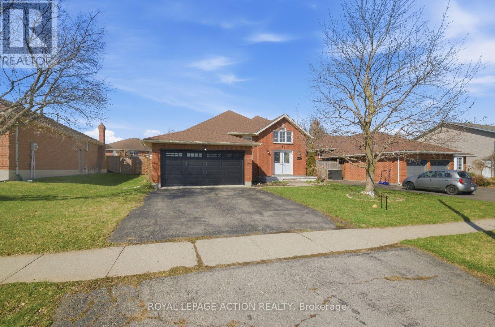 49 King William Street, Brant, Ontario  N0E 1N0 - Photo 2 - X12978596