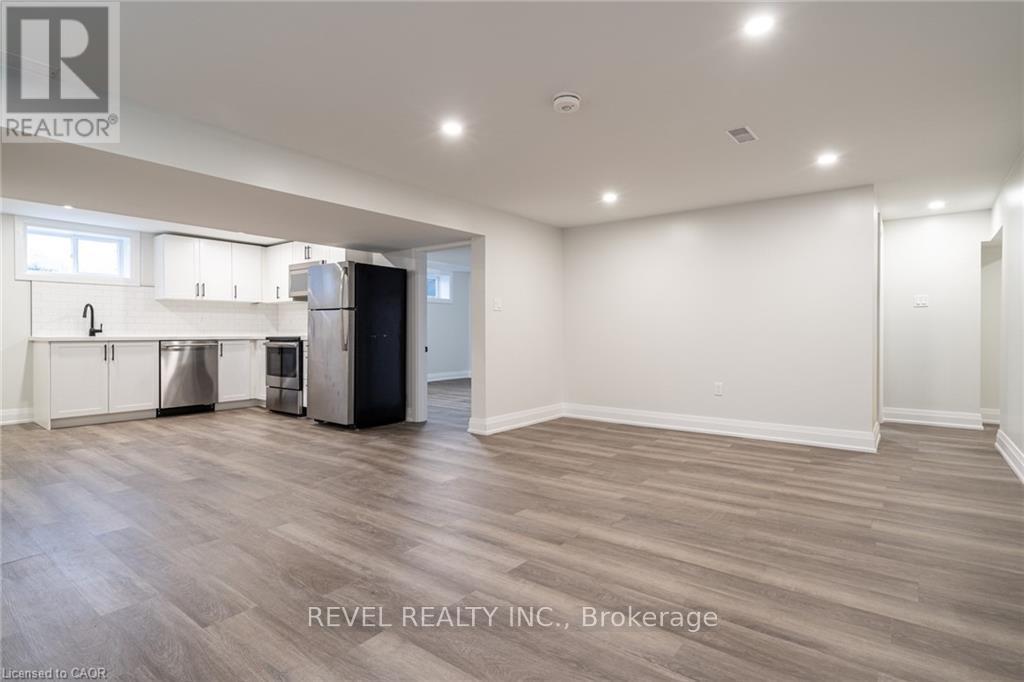 1141 Mohawk Road E, Hamilton, Ontario  L8T 2S4 - Photo 29 - X12978626