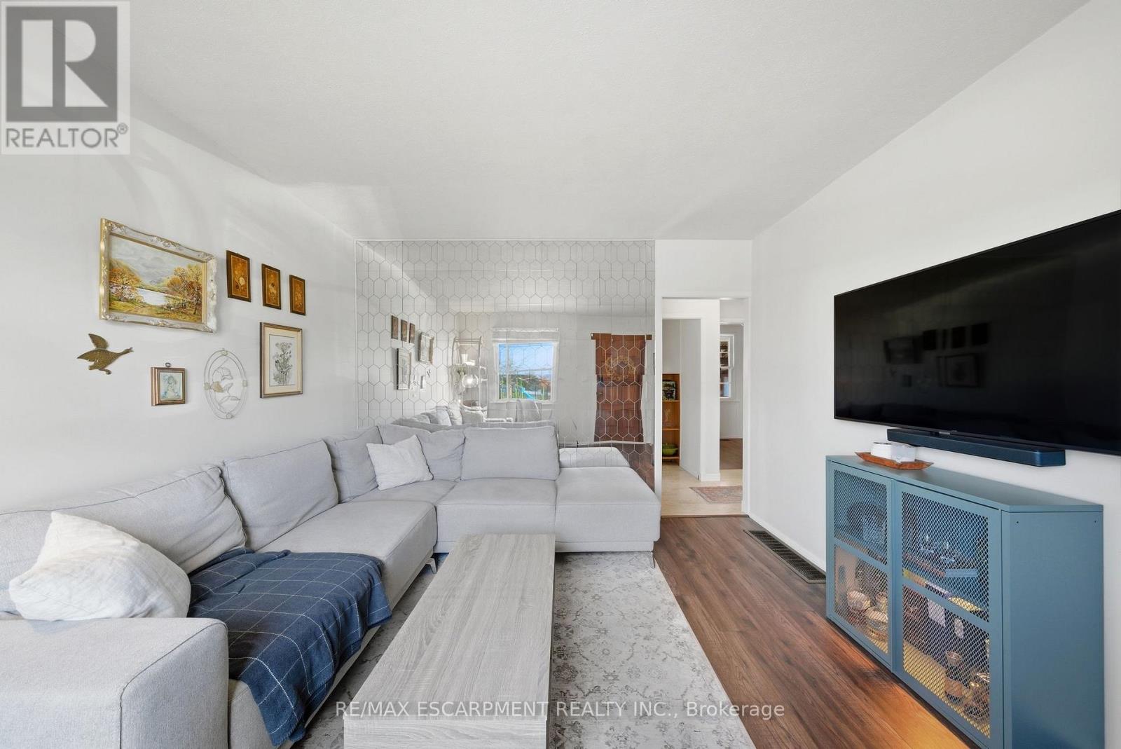 752 Ninth Avenue, Hamilton, Ontario  L8T 2A6 - Photo 10 - X12978648