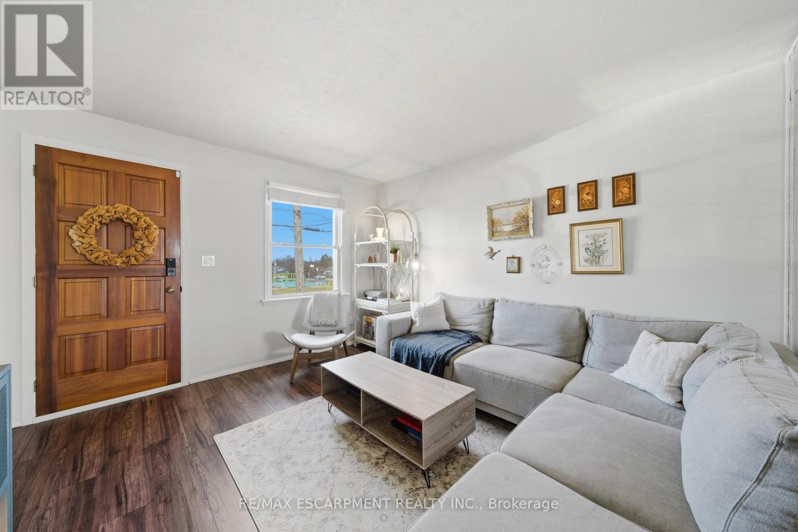 752 Ninth Avenue, Hamilton, Ontario  L8T 2A6 - Photo 8 - X12978648