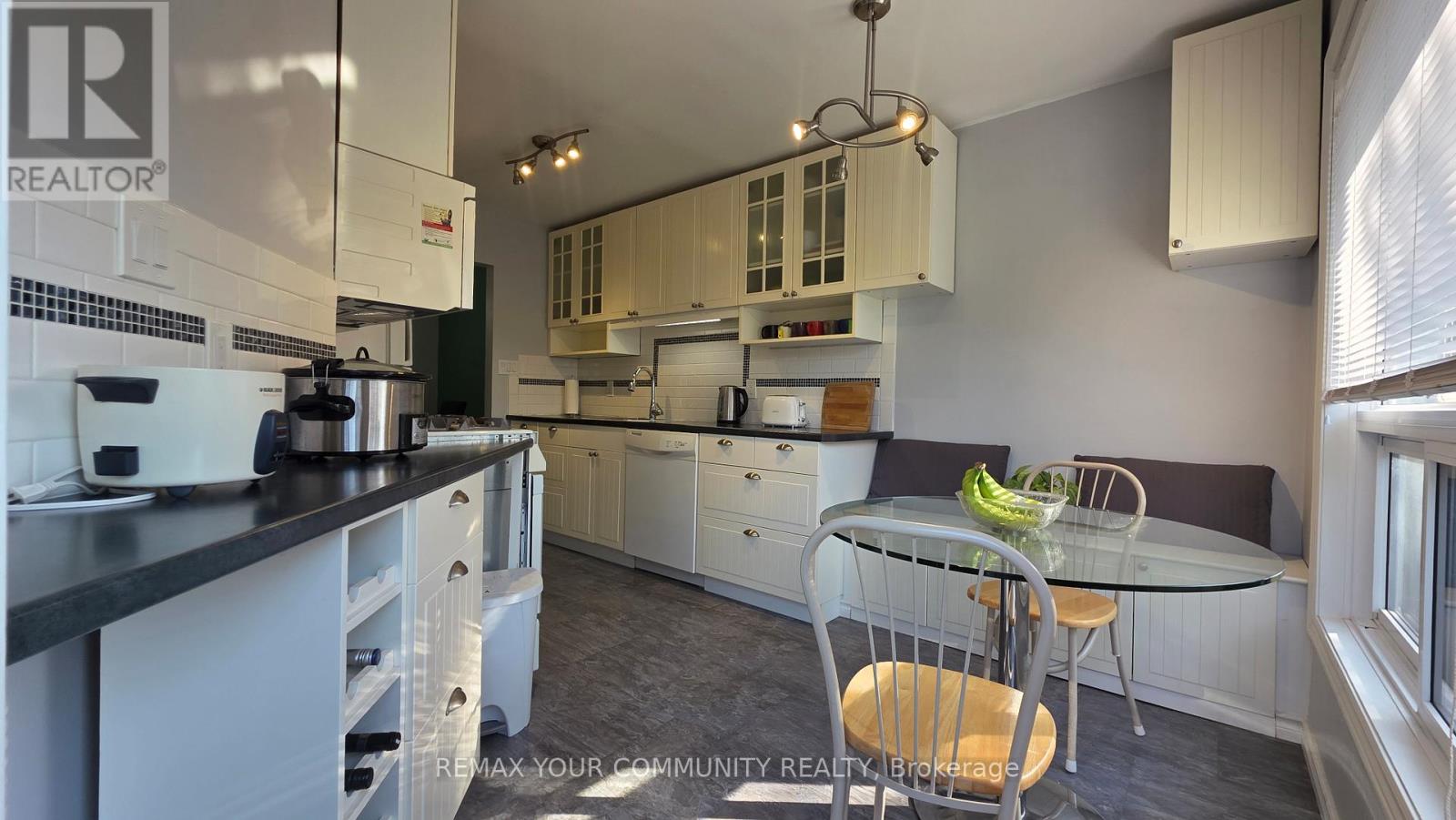 19 - 210 Highland Crescent, Kitchener, Ontario N2M 5H7 - Photo 11 - X12978654