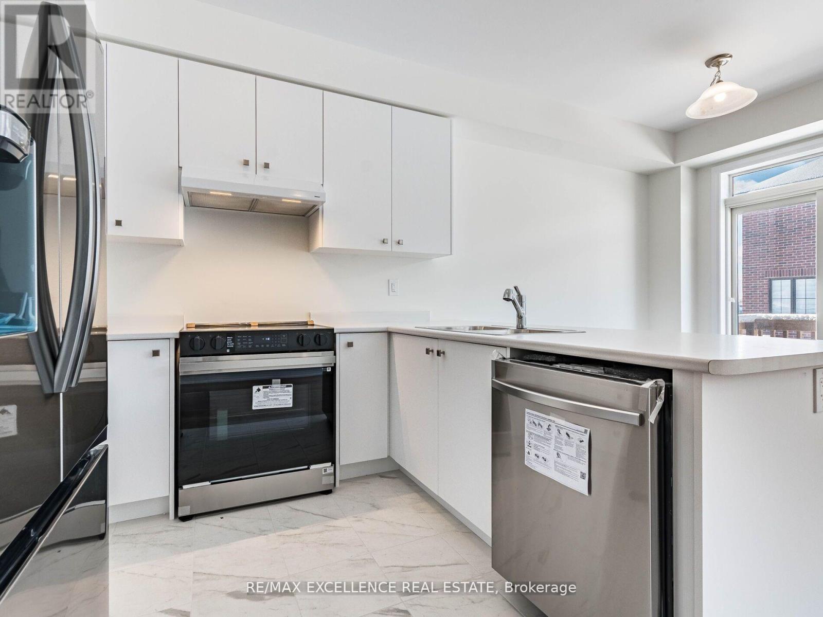 134 Granville Crescent, Haldimand, Ontario  N3W 0J7 - Photo 14 - X12978664