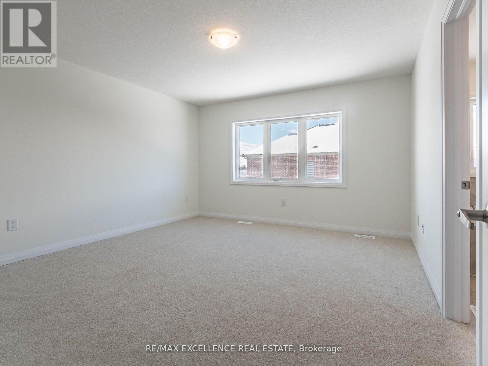 134 Granville Crescent, Haldimand, Ontario  N3W 0J7 - Photo 21 - X12978664