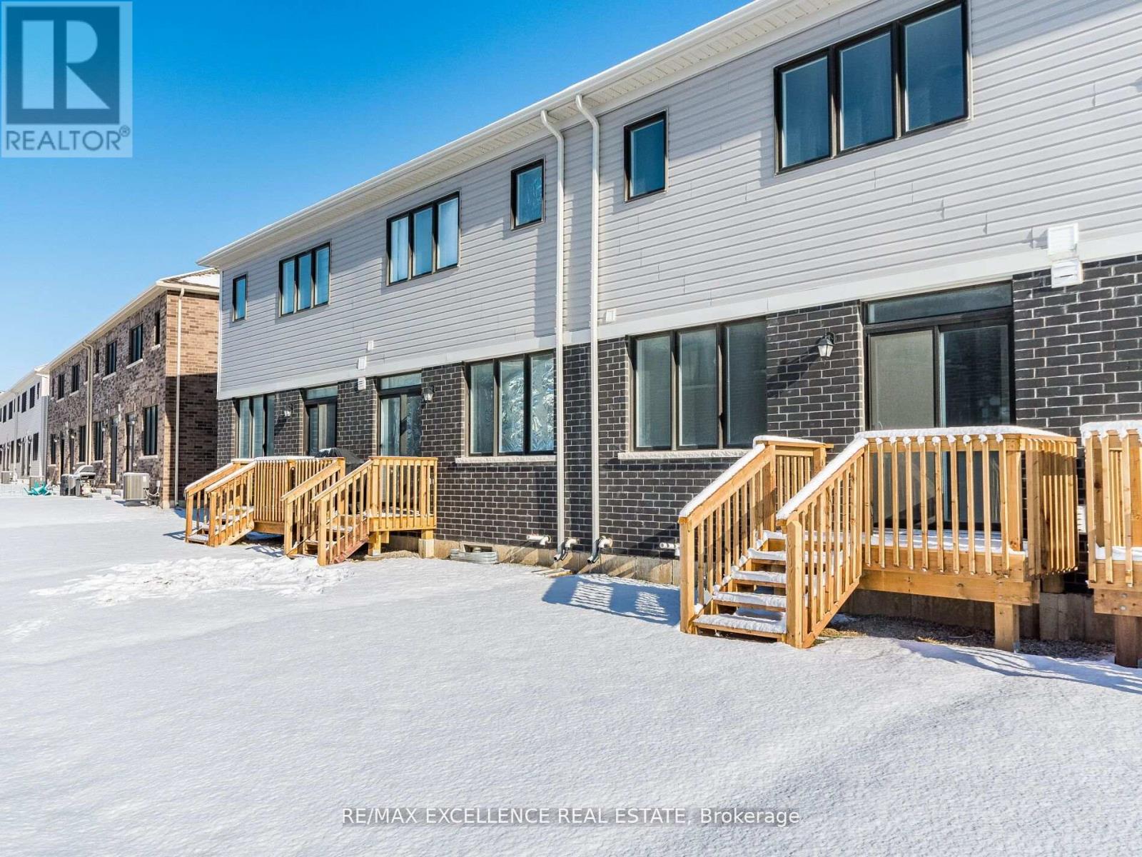 134 Granville Crescent, Haldimand, Ontario  N3W 0J7 - Photo 38 - X12978664