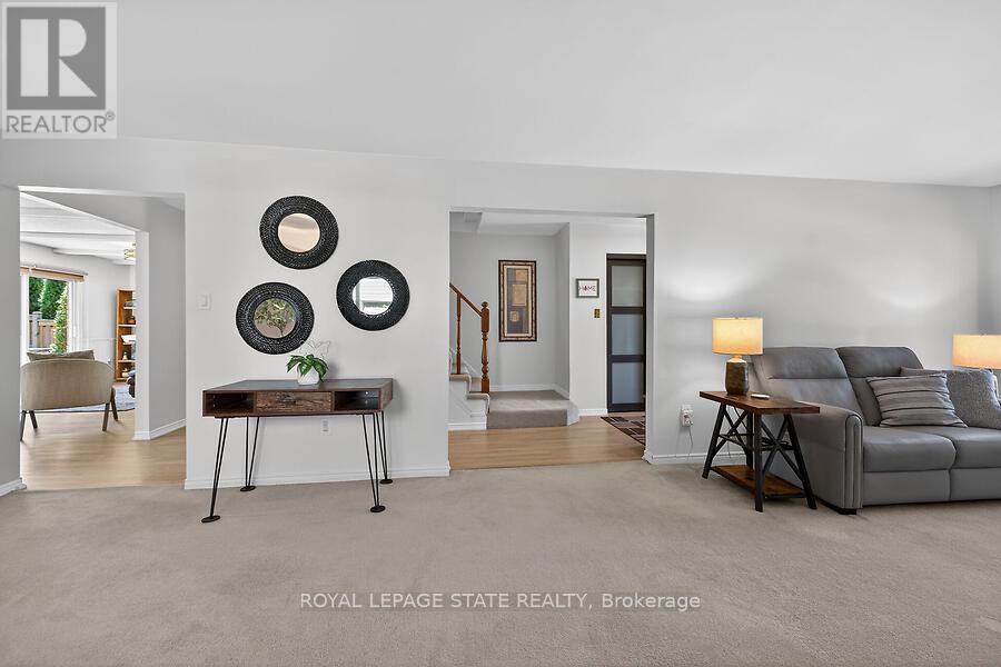 621 Tomahawk Crescent, Hamilton, Ontario  L9G 3T4 - Photo 11 - X12978670