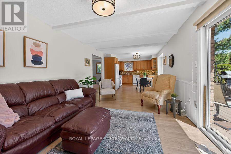 621 Tomahawk Crescent, Hamilton, Ontario  L9G 3T4 - Photo 19 - X12978670