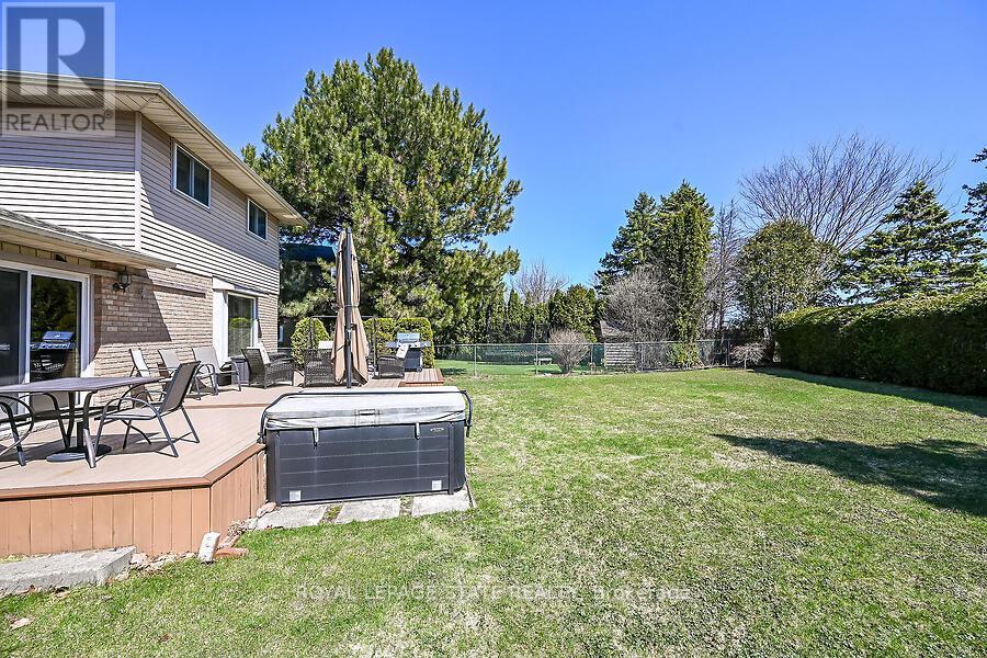 621 Tomahawk Crescent, Hamilton, Ontario  L9G 3T4 - Photo 39 - X12978670