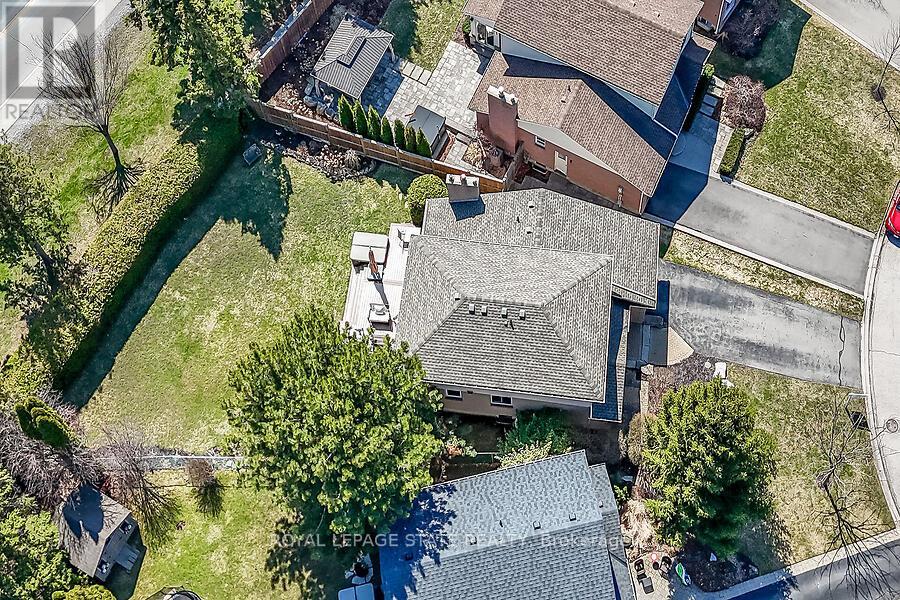 621 Tomahawk Crescent, Hamilton, Ontario  L9G 3T4 - Photo 48 - X12978670