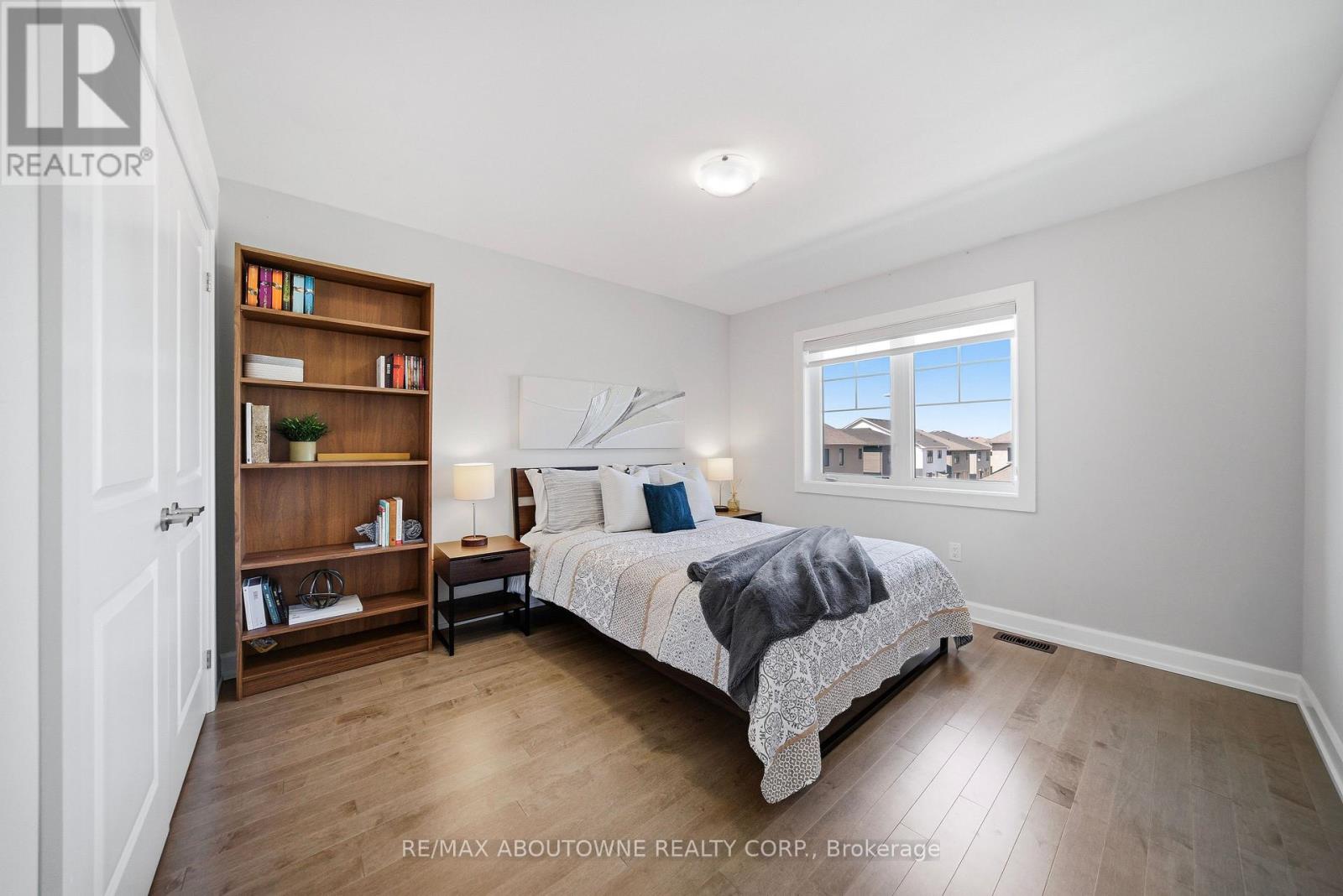 37 Riesling Street, Grimsby, Ontario  L3M 0L2 - Photo 23 - X12978682