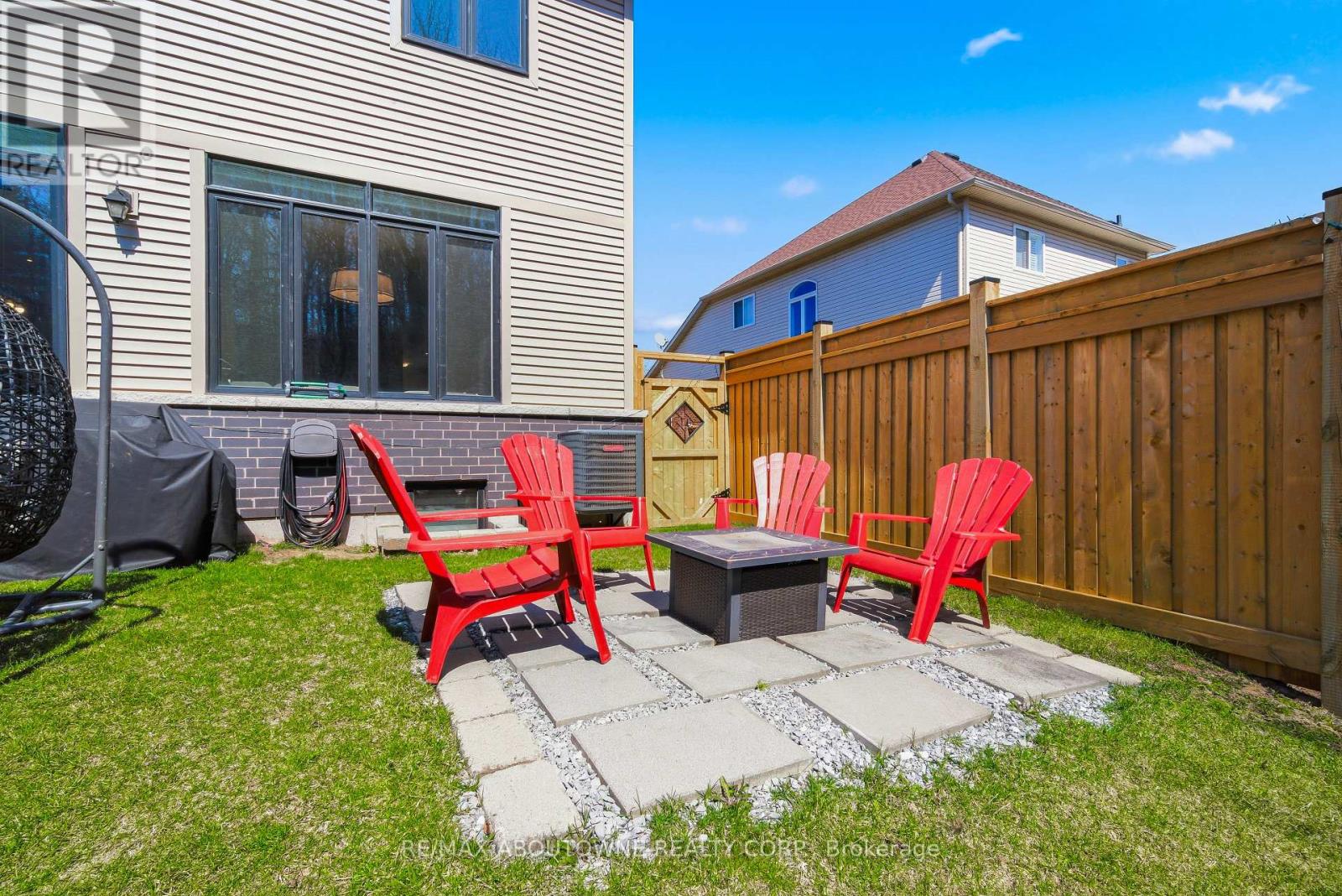 37 Riesling Street, Grimsby, Ontario  L3M 0L2 - Photo 39 - X12978682