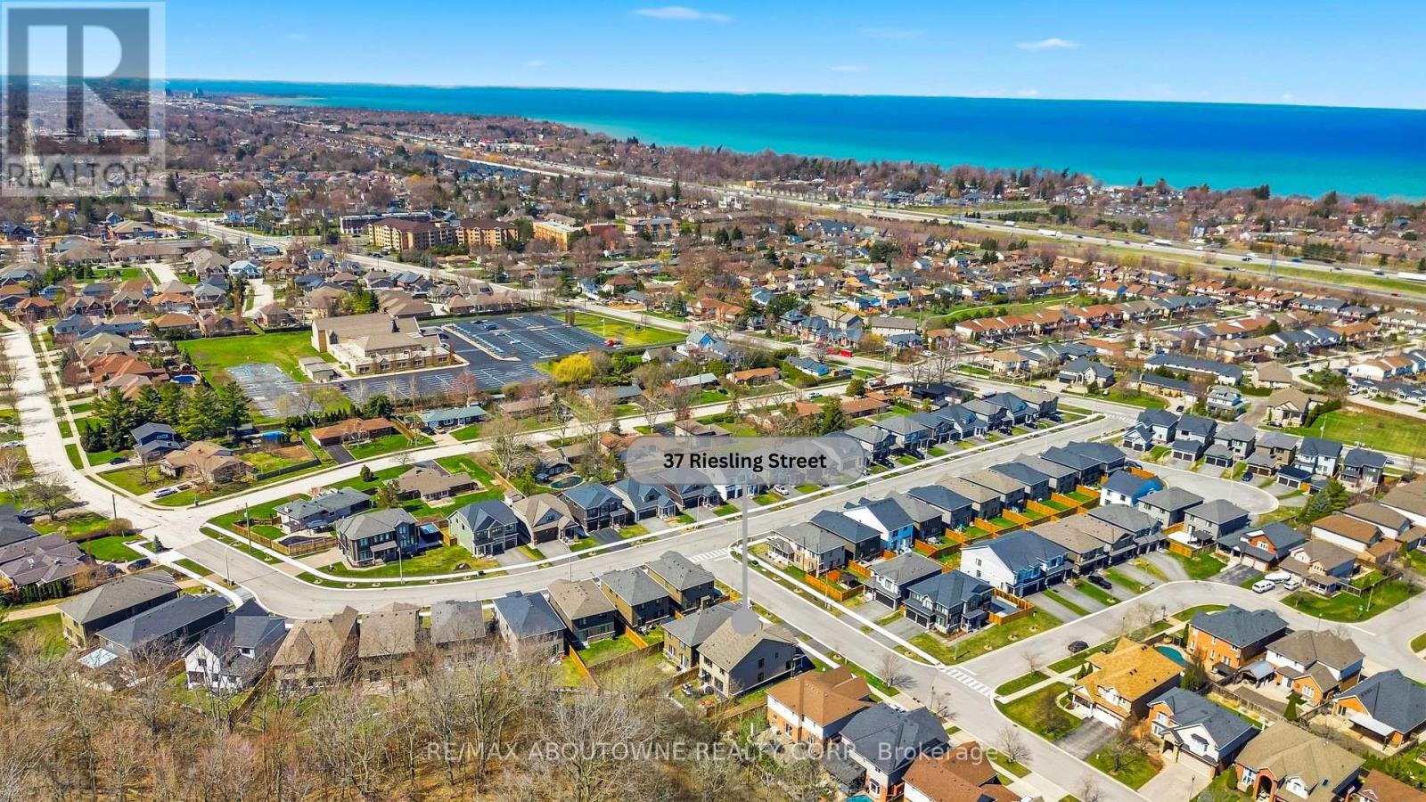 37 Riesling Street, Grimsby, Ontario  L3M 0L2 - Photo 43 - X12978682