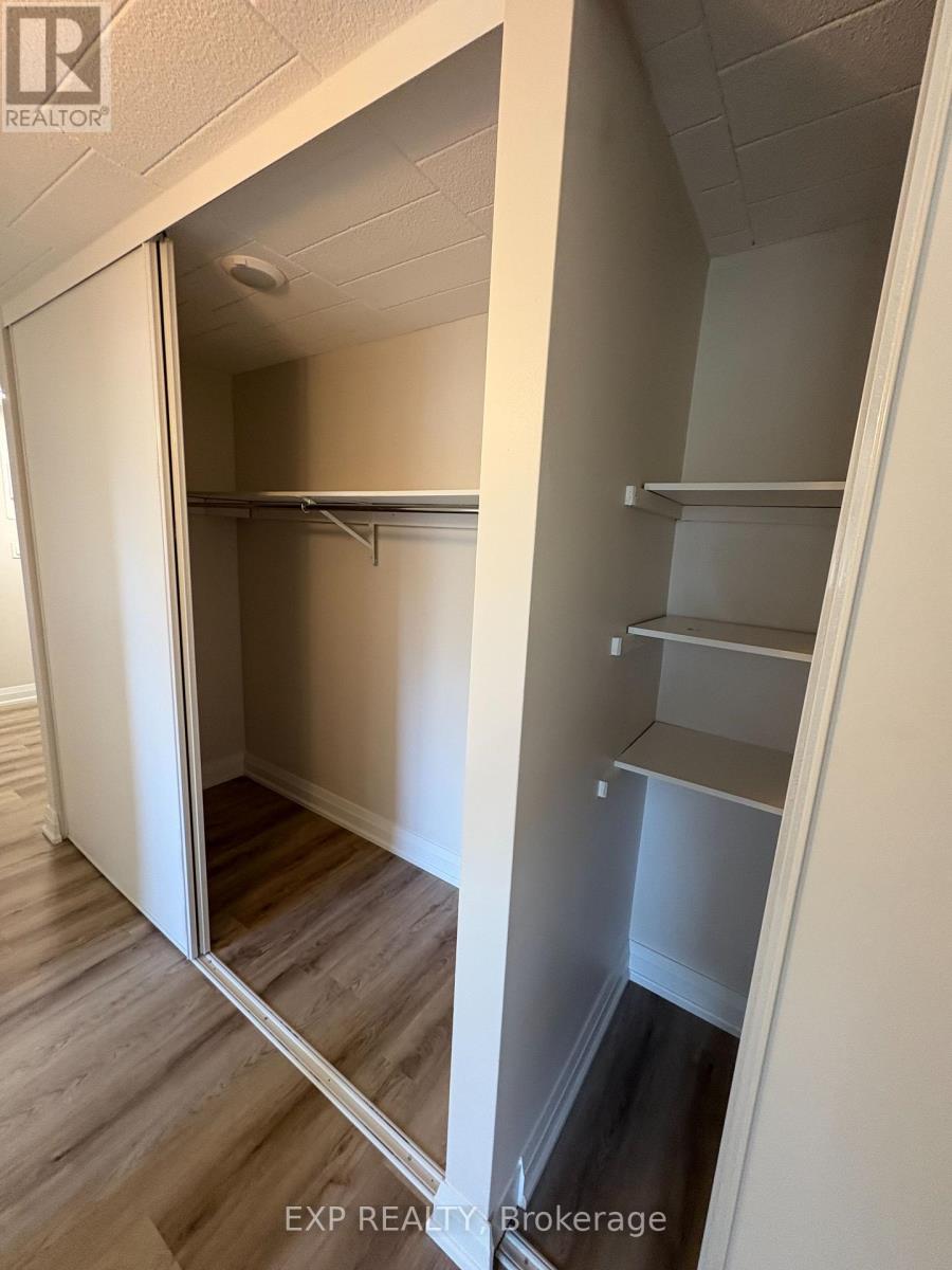 505 - 4422 Huron Street, Niagara Falls, Ontario  L2E 7C8 - Photo 5 - X12978688