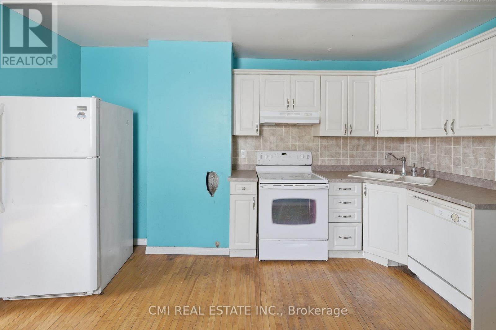 68 Pine Street, Thunder Bay, Ontario  P7A 5X3 - Photo 12 - X12978718