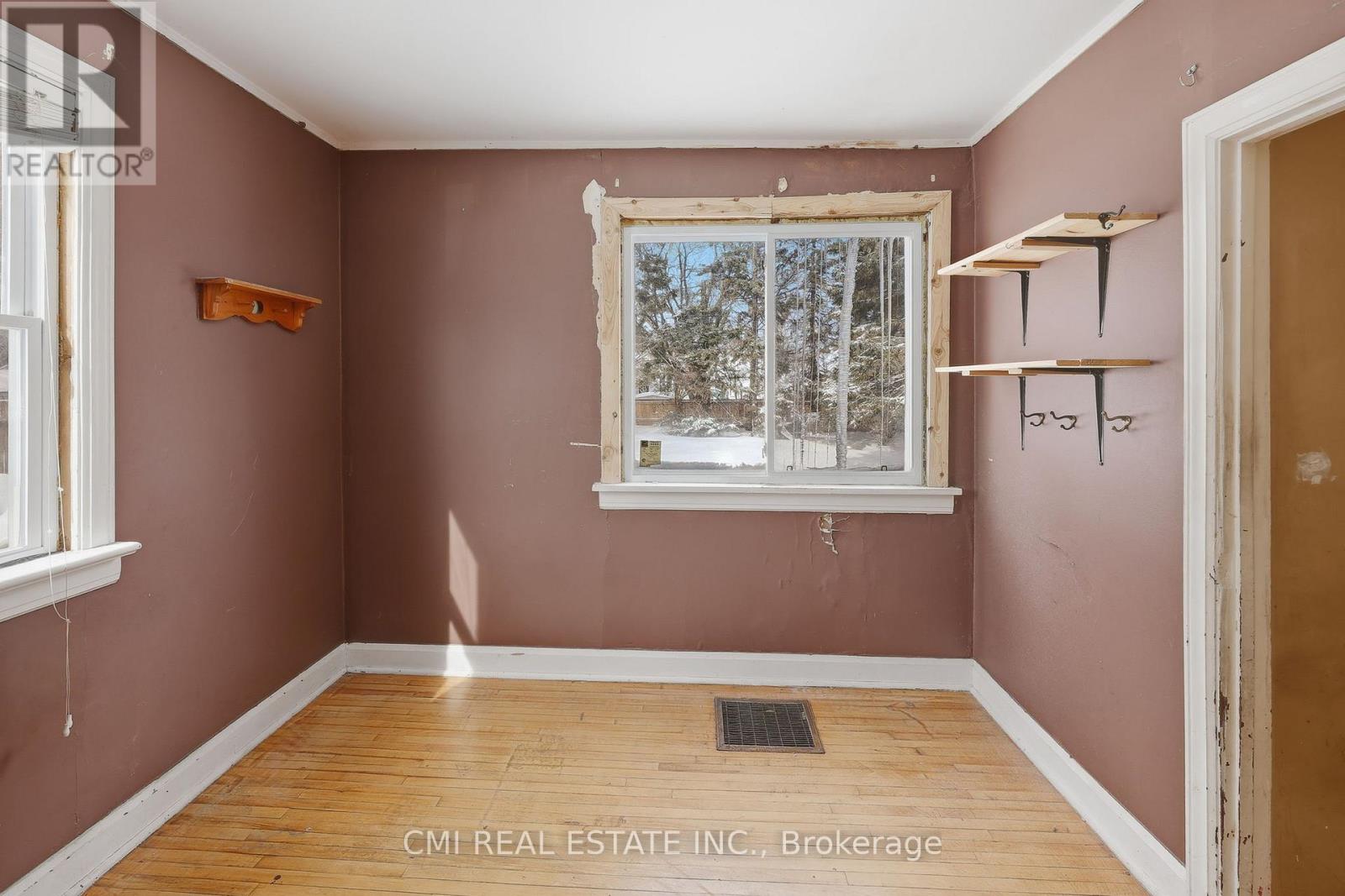 68 Pine Street, Thunder Bay, Ontario  P7A 5X3 - Photo 25 - X12978718