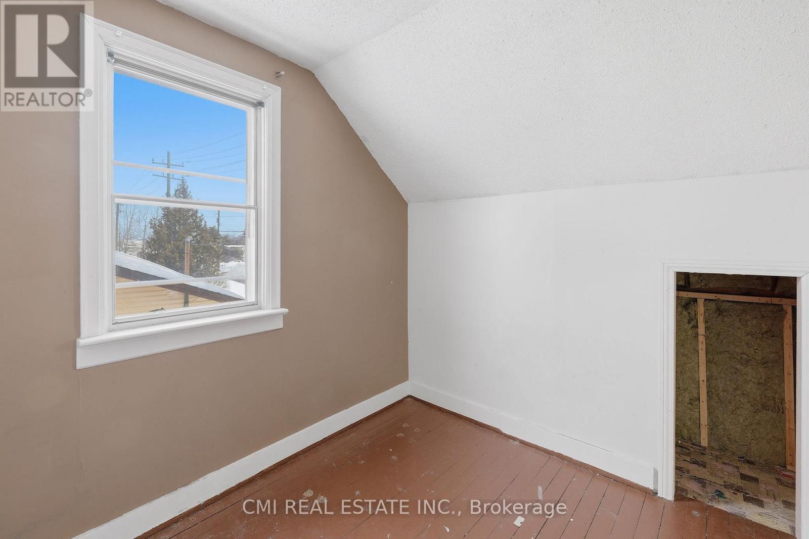 68 Pine Street, Thunder Bay, Ontario  P7A 5X3 - Photo 26 - X12978718