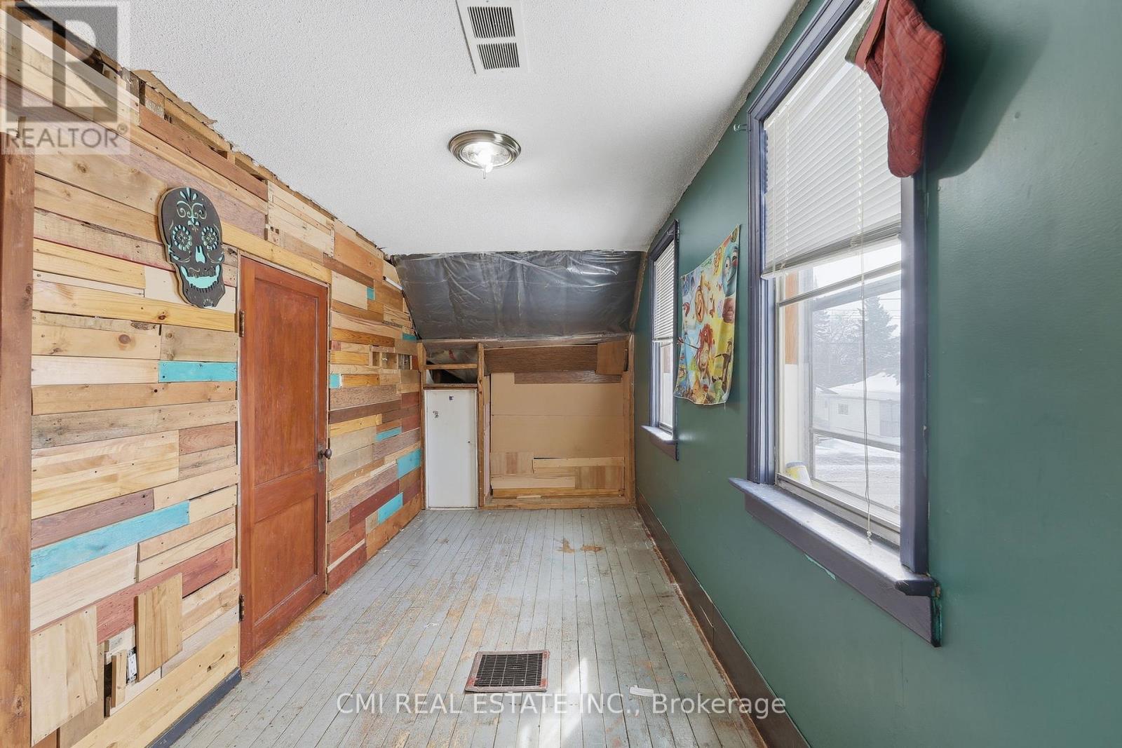 68 Pine Street, Thunder Bay, Ontario  P7A 5X3 - Photo 30 - X12978718