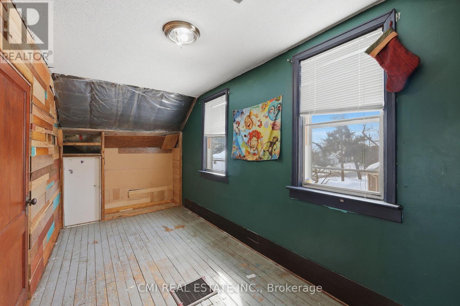 68 Pine Street, Thunder Bay, Ontario  P7A 5X3 - Photo 31 - X12978718