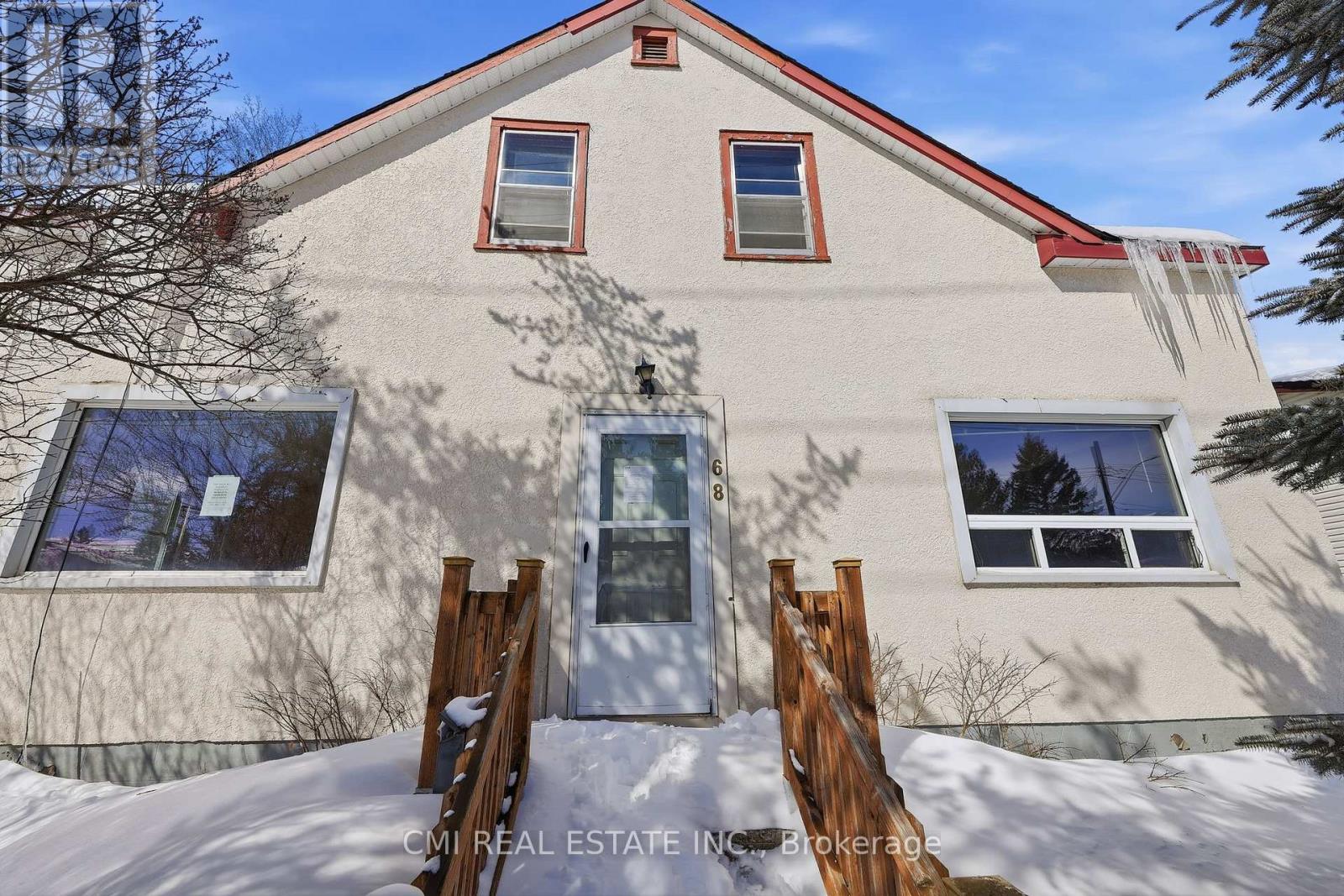 68 Pine Street, Thunder Bay, Ontario  P7A 5X3 - Photo 4 - X12978718