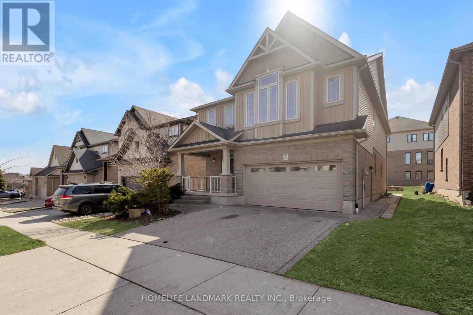 341 Zeller Drive, Kitchener, Ontario  N2A 0B2 - Photo 3 - X12978732