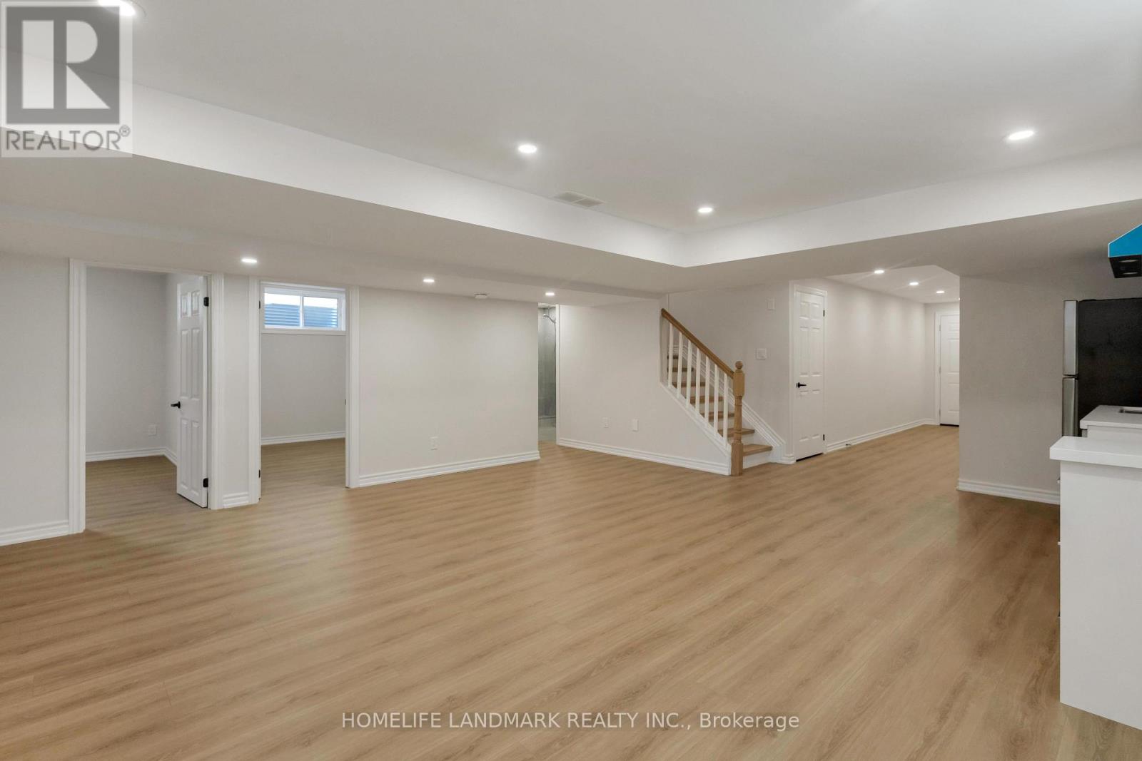 341 Zeller Drive, Kitchener, Ontario  N2A 0B2 - Photo 37 - X12978732