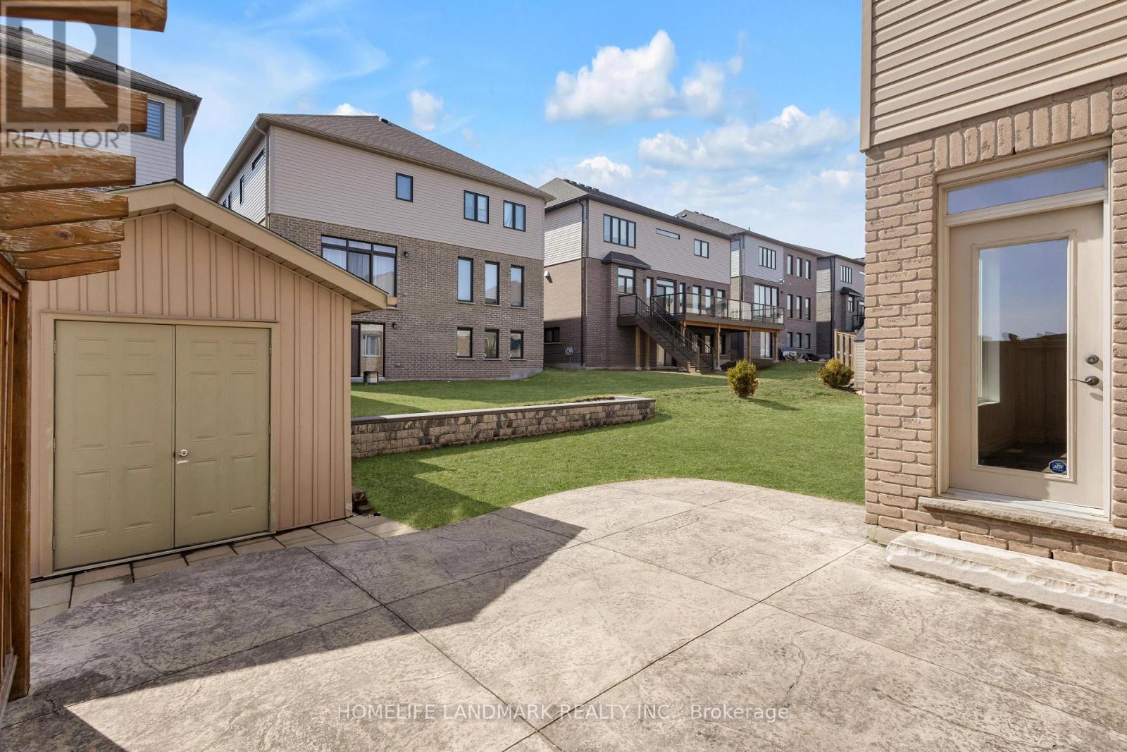 341 Zeller Drive, Kitchener, Ontario  N2A 0B2 - Photo 44 - X12978732