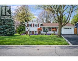 15 HARVEST Lane, Brantford, Ontario