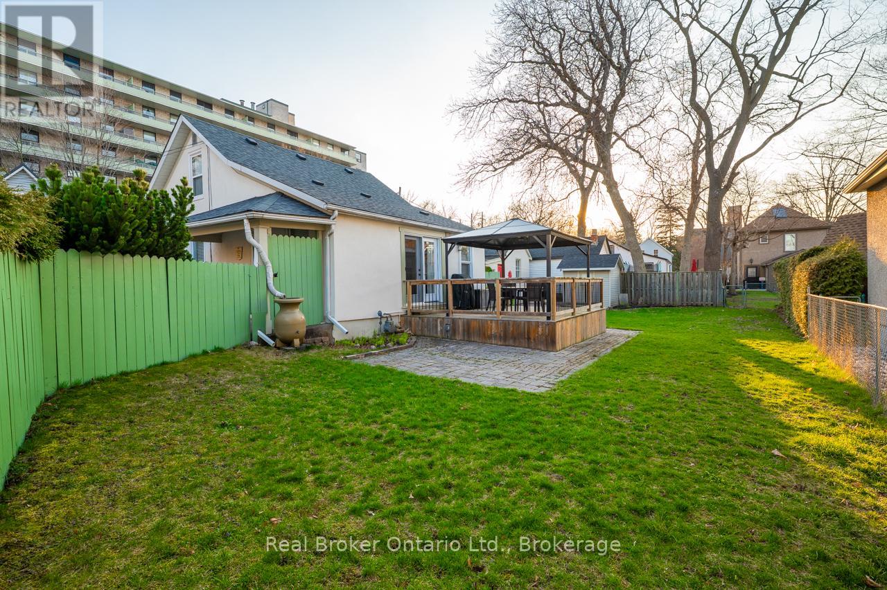 15 Maple Avenue, Hamilton, Ontario  L8G 2P1 - Photo 20 - X12978910