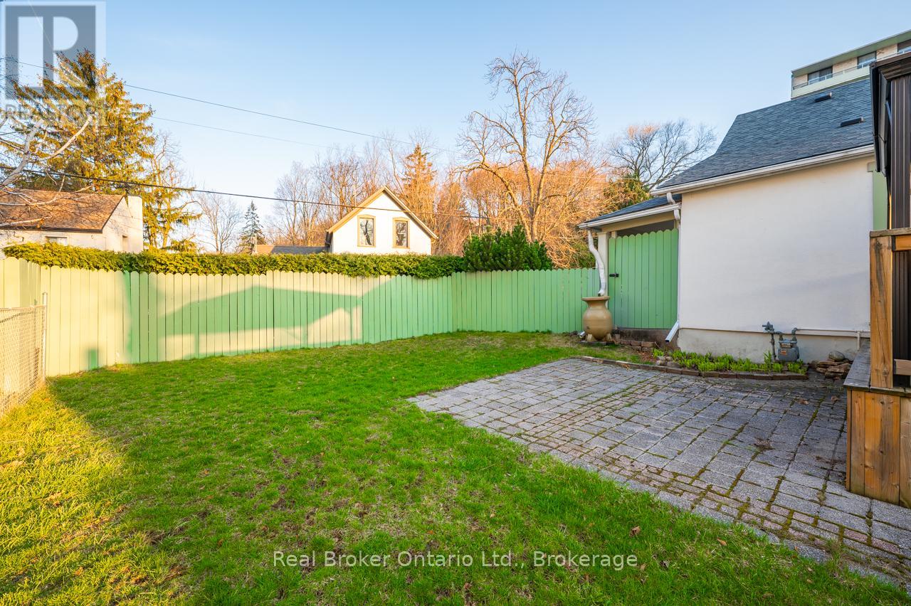 15 Maple Avenue, Hamilton, Ontario  L8G 2P1 - Photo 23 - X12978910