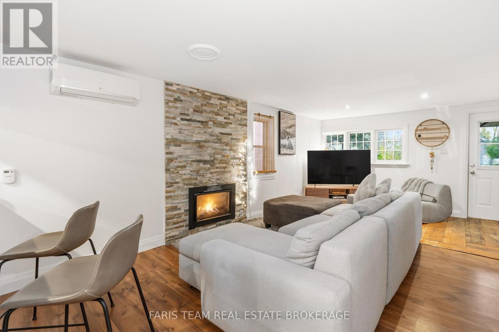 648 10th Line, Innisfil, Ontario  L9S 3N7 - Photo 12 - N12745242