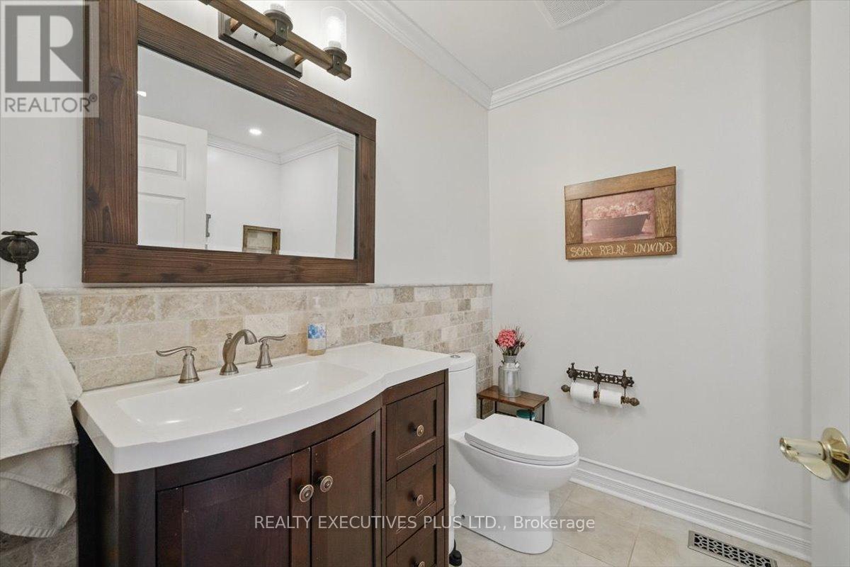 2935 Baseline Road, Clarence-Rockland, Ontario K0A 3N0 - Photo 20 - X12825906