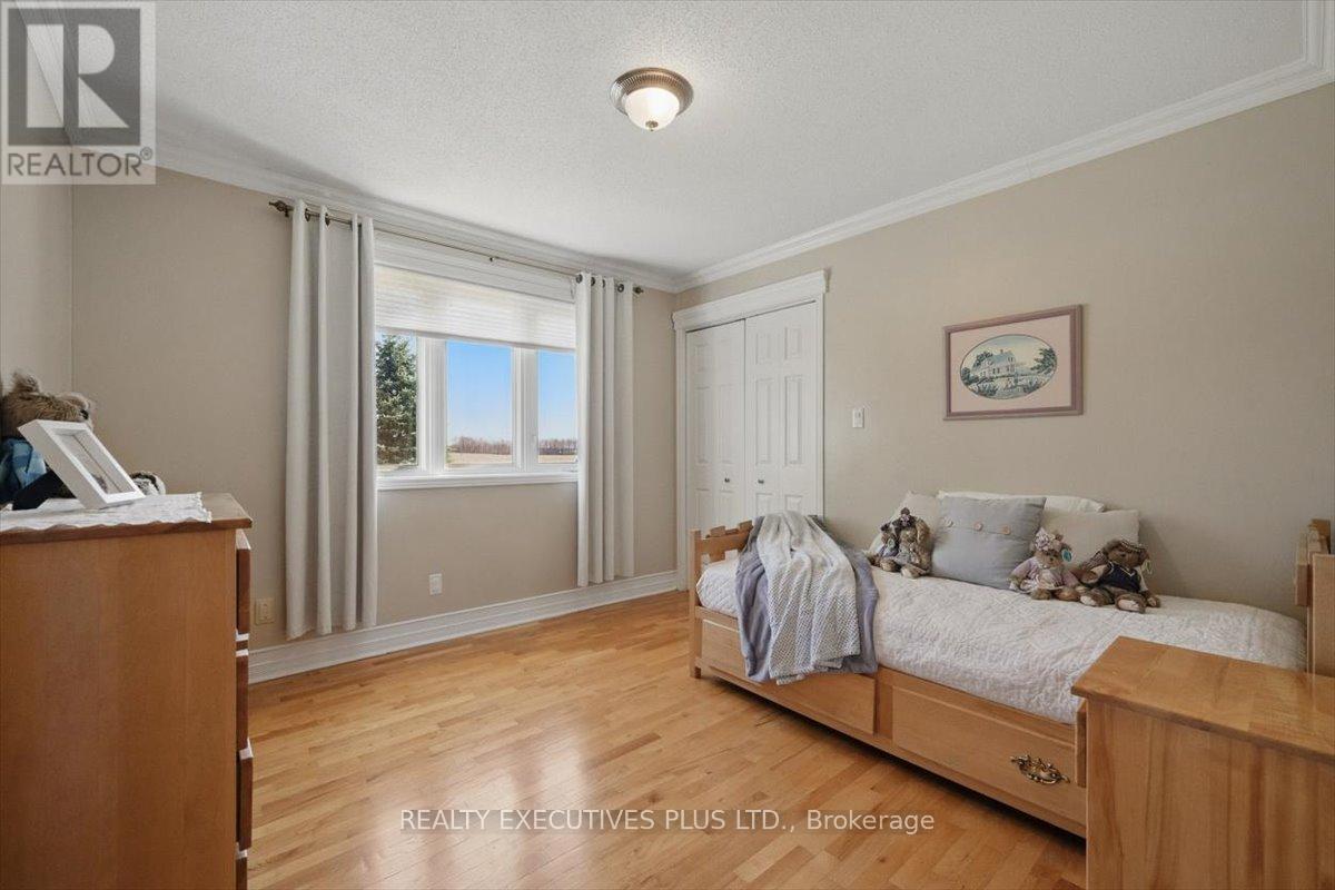 2935 Baseline Road, Clarence-Rockland, Ontario K0A 3N0 - Photo 19 - X12825906