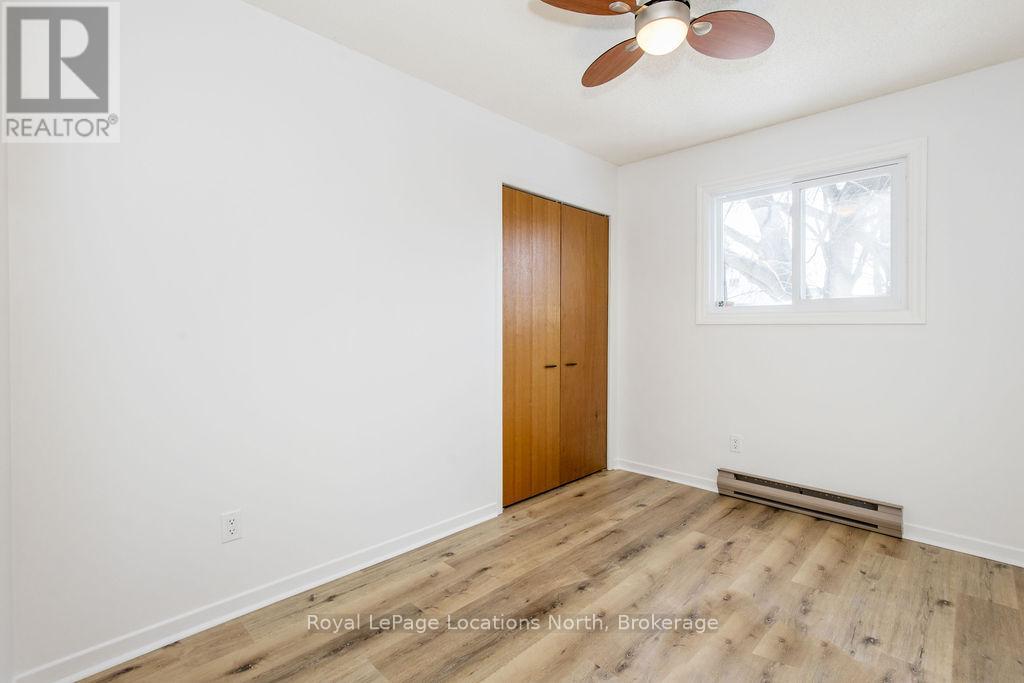 4 Shaw Street, Springwater, Ontario  L0L 1P0 - Photo 24 - S12978816