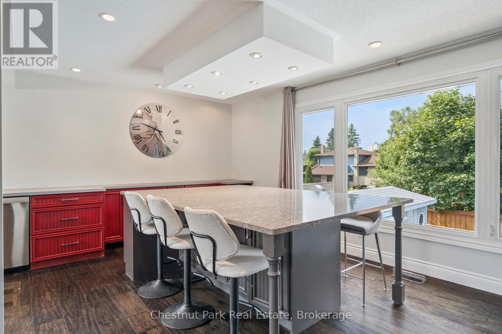 16 Davies Crescent, Barrie (Grove East), Ontario  L4M 2M3 - Photo 19 - S12978916