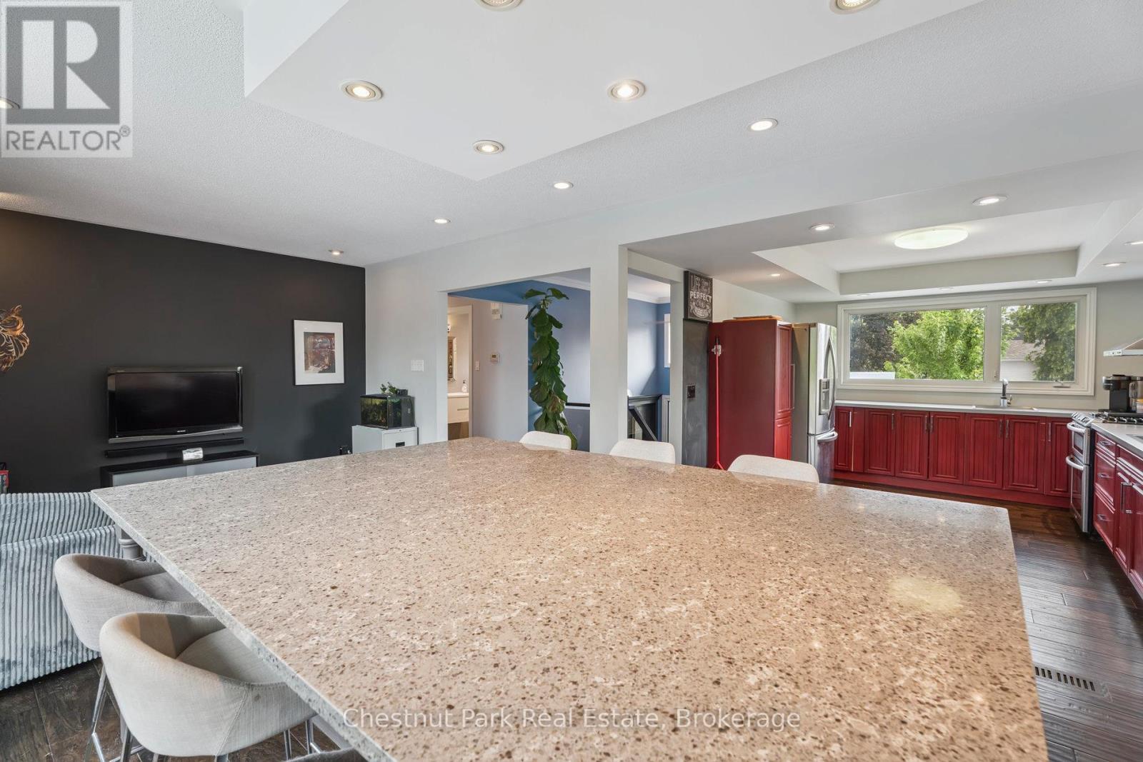 16 Davies Crescent, Barrie (Grove East), Ontario  L4M 2M3 - Photo 21 - S12978916