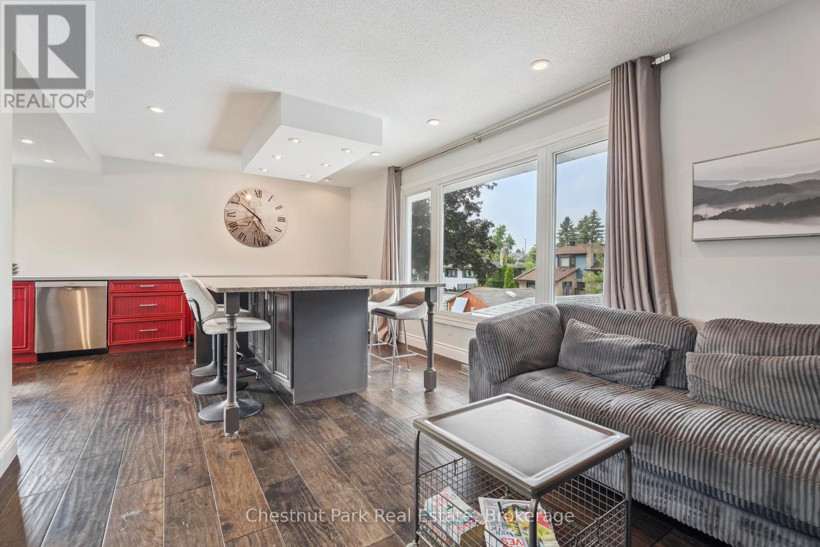 16 Davies Crescent, Barrie (Grove East), Ontario  L4M 2M3 - Photo 23 - S12978916