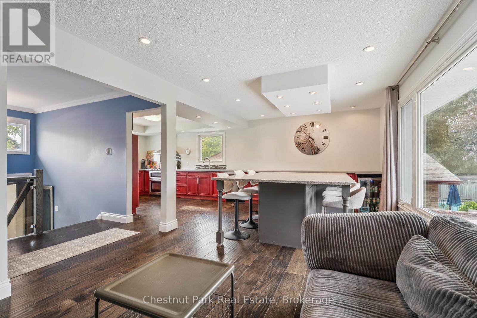 16 Davies Crescent, Barrie (Grove East), Ontario  L4M 2M3 - Photo 24 - S12978916